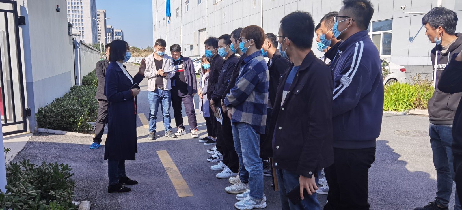 ks凯时微电动力部组织开展化学品泄漏应急演练